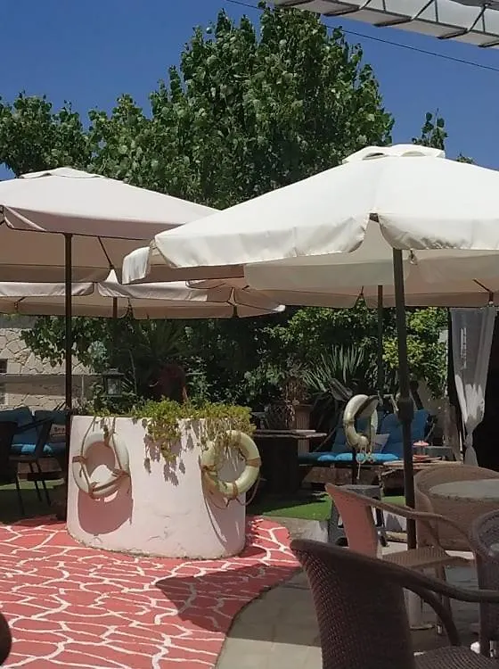 **  Aquarius Hotel Φούρκα Ελλάδα